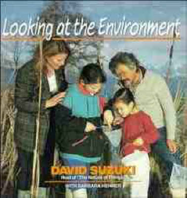 Book cover for Looking at the Environment