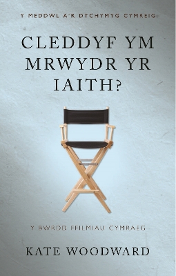 Book cover for Cleddyf ym Mrwydr yr Iaith?