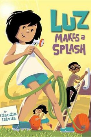 Cover of Luz Makes a Splash