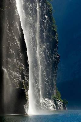 Book cover for Geirangerfjord Waterfall in Norway