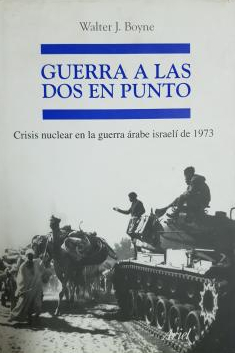 Book cover for Guerra a Las DOS En Punto