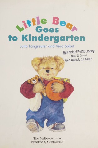 Cover of Ltle Bear Goes to Kindergarten