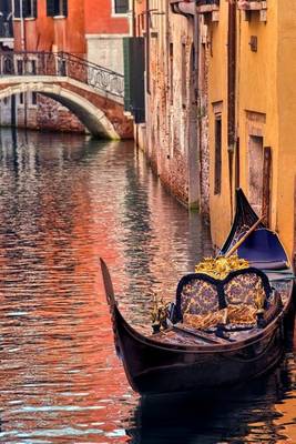 Book cover for Gondola on a Canal in Venice Italy Journal