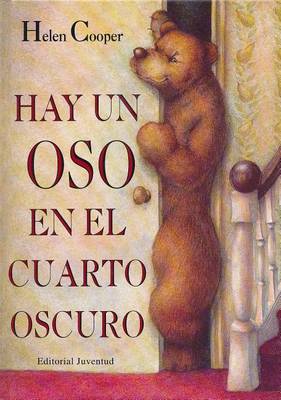 Book cover for Hay un oso en el cuarto oscuro