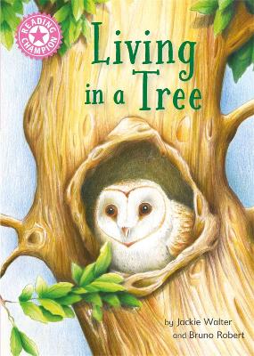 Book cover for Reading Champion: Living in a Tree