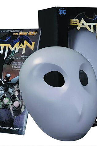 Cover of Batman: The Court of Owls Mask and Book Set