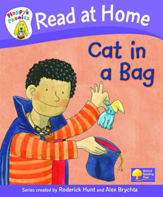 Book cover for Read at Home: Floppy's Phonics: L1b: Cat in a Bag