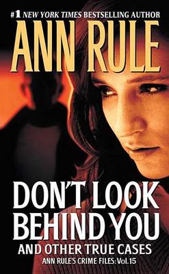 Book cover for Don't Look Behind You