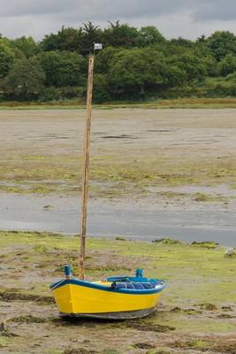 Book cover for Yellow Boat on the Gulf of Morbihan Brittany France Journal