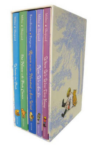 Cover of The World of Winnie-The-Pooh Deluxe Gift Box