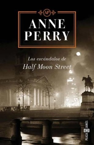 Book cover for Los Escandalos de Half Moon Street