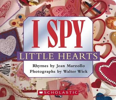 Book cover for I Spy Little Hearts