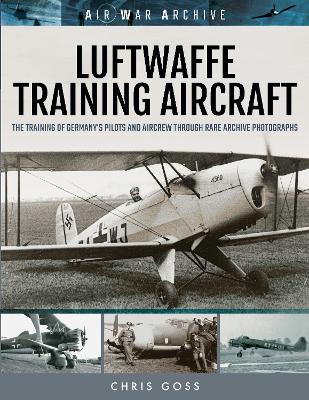 Book cover for Luftwaffe Training Aircraft