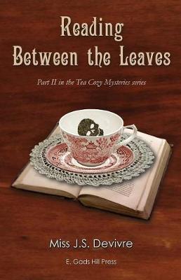 Cover of Reading Between the Leaves