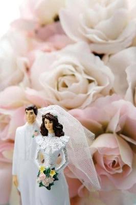 Cover of Wedding Journal Cake Topper Roses