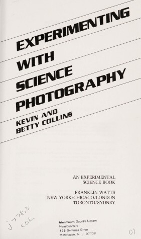 Cover of Experimenting with Science Photography