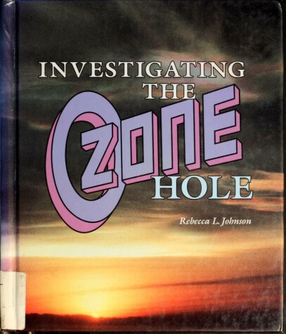 Book cover for Investigating the Ozone Hole