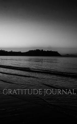 Book cover for New Zealand Beach Gratitude Journal