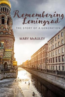 Book cover for Remembering Leningrad