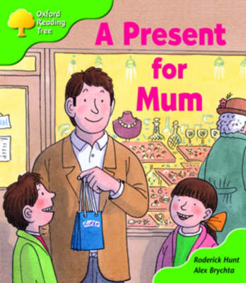 Book cover for Oxford Reading Tree: Stage 2: First Phonics: a Present for Mum