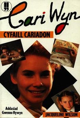 Book cover for Cari Wyn - Cyfaill Cariadon