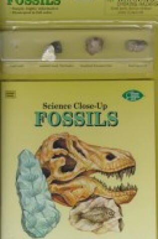 Cover of Science Close-up Fossils