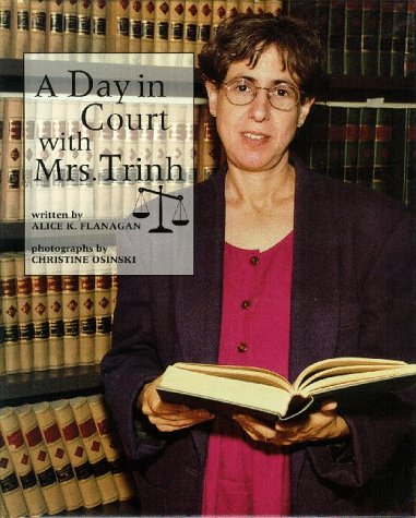 Book cover for A Day in Court with Mrs. Trinh