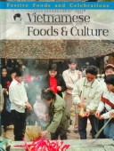 Cover of Vietnamese Foods and Culture