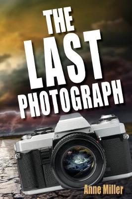 Book cover for The Last Photograph