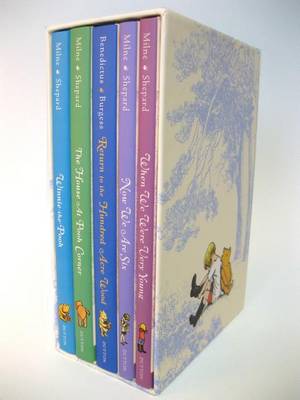 Book cover for Winnie the Pooh Deluxe Gift Box