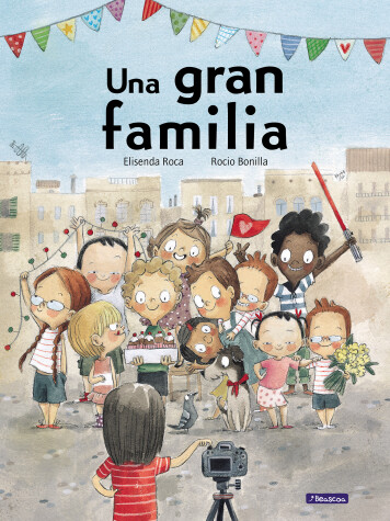 Book cover for Una gran familia / One Great Big Family