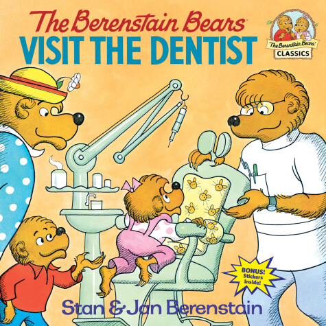 Book cover for The Berenstain Bears Visit the Dentist