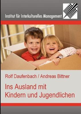 Book cover for Ins Ausland mit Kindern und Jugendlichen