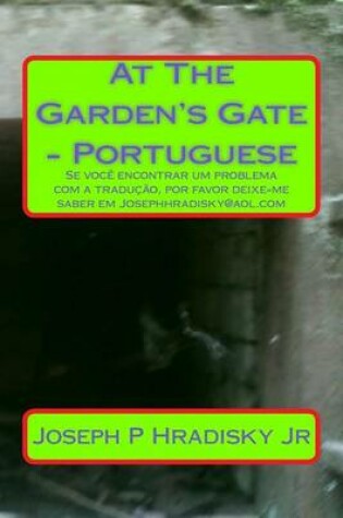 Cover of At the Garden's Gate - Portuguese