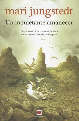 Book cover for Un Inquietante Amanecer