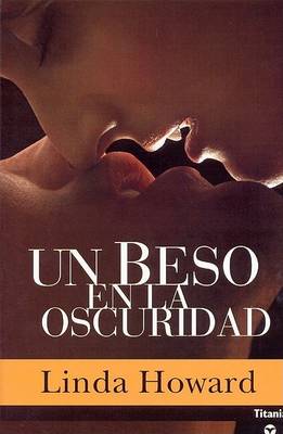 Book cover for Un Beso en la Oscuridad