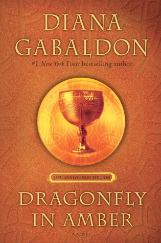 Cover of Dragonfly in Amber (25th Anniversary Edition)